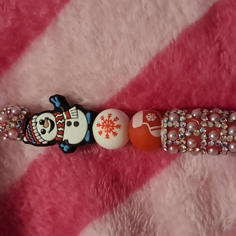 Handmade Festive Snowman Beaded Pen - Picture 2 of 2